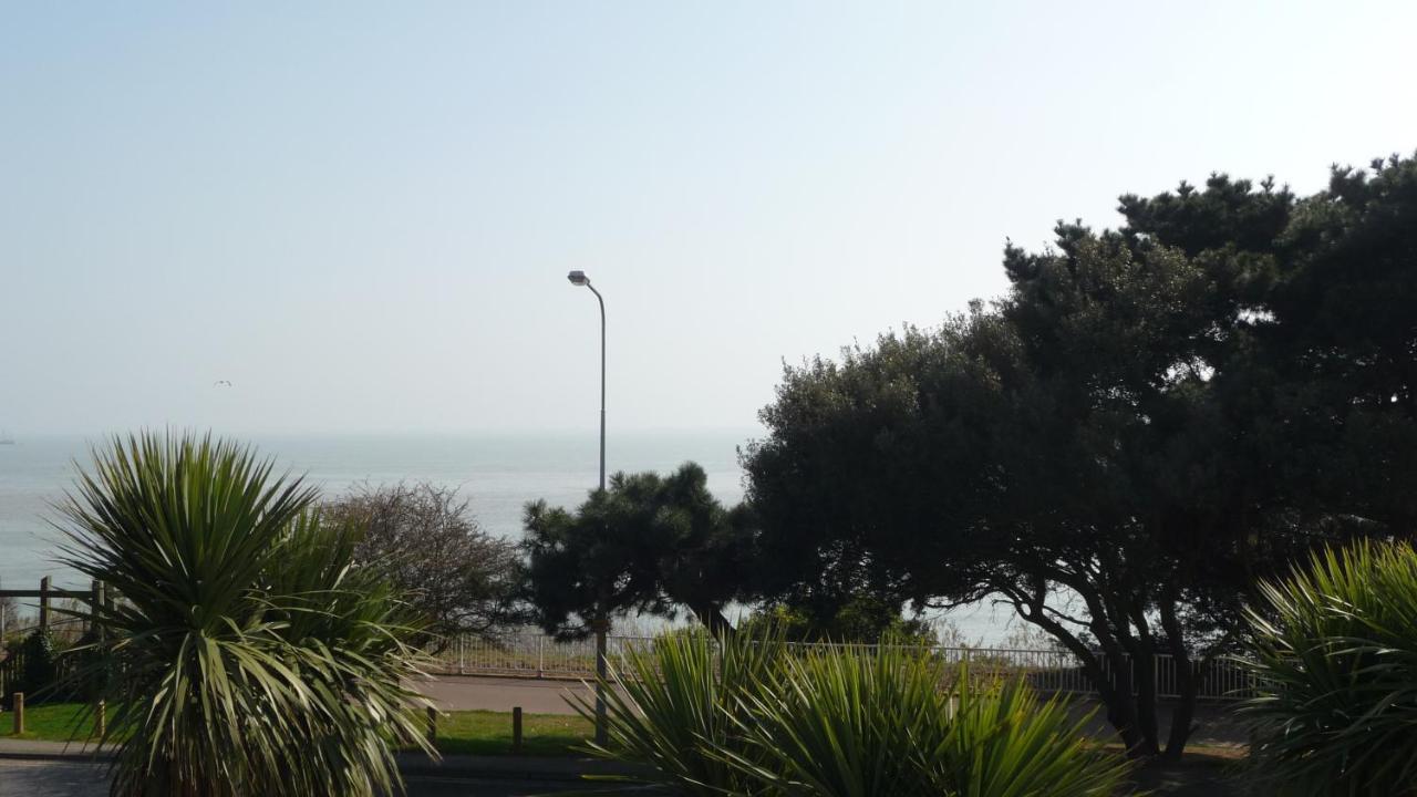 Esplanade Hotel Clacton-on-Sea Exterior foto